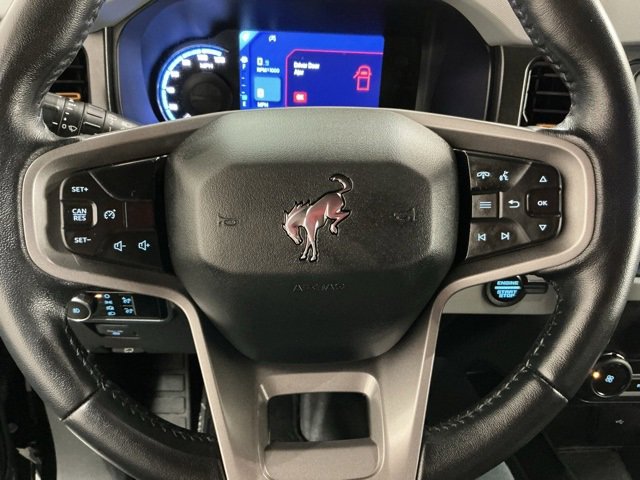 Used 2023 Ford Bronco Badlands image 28