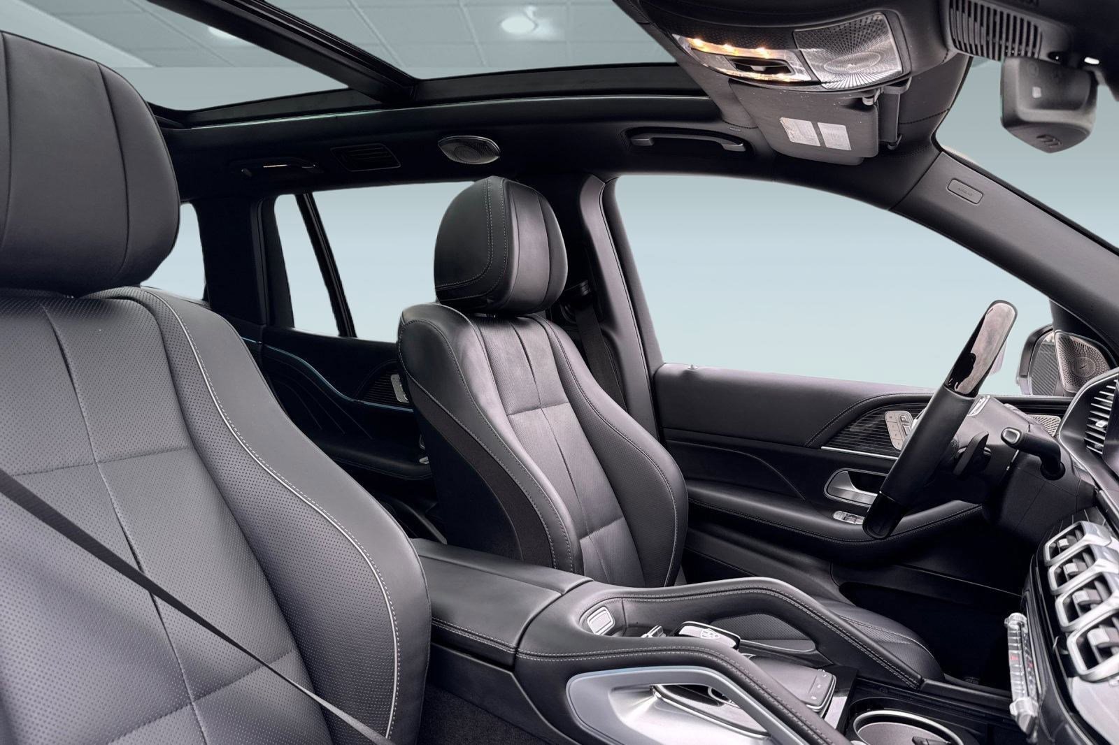 Certified 2023 Mercedes-Benz Maybach GLS 600 4MATIC image 32