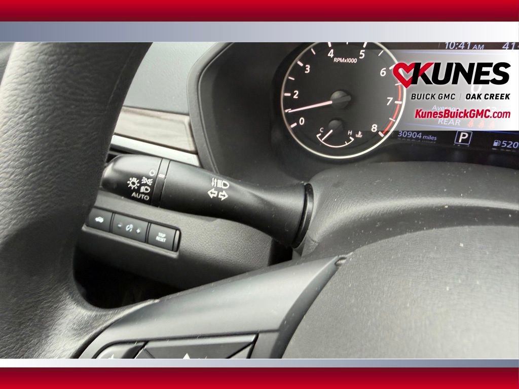 Used 2025 Nissan Altima 2.5 SV image 16