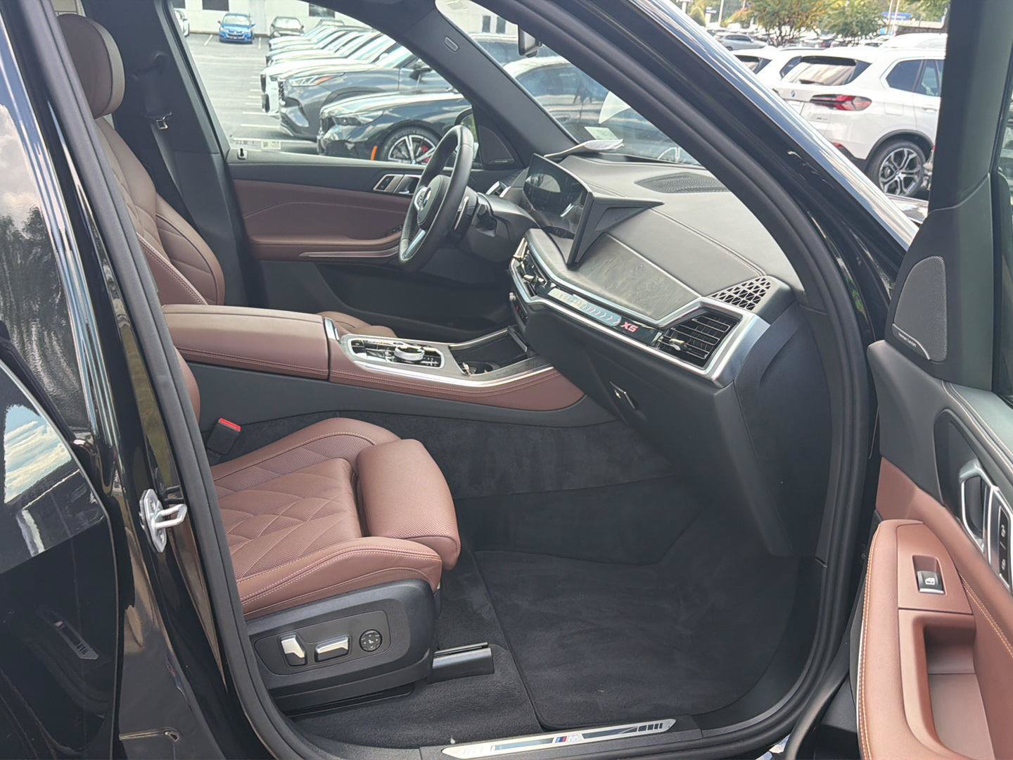 Used 2026 BMW X5 xDrive40i AWD/4WD image 13