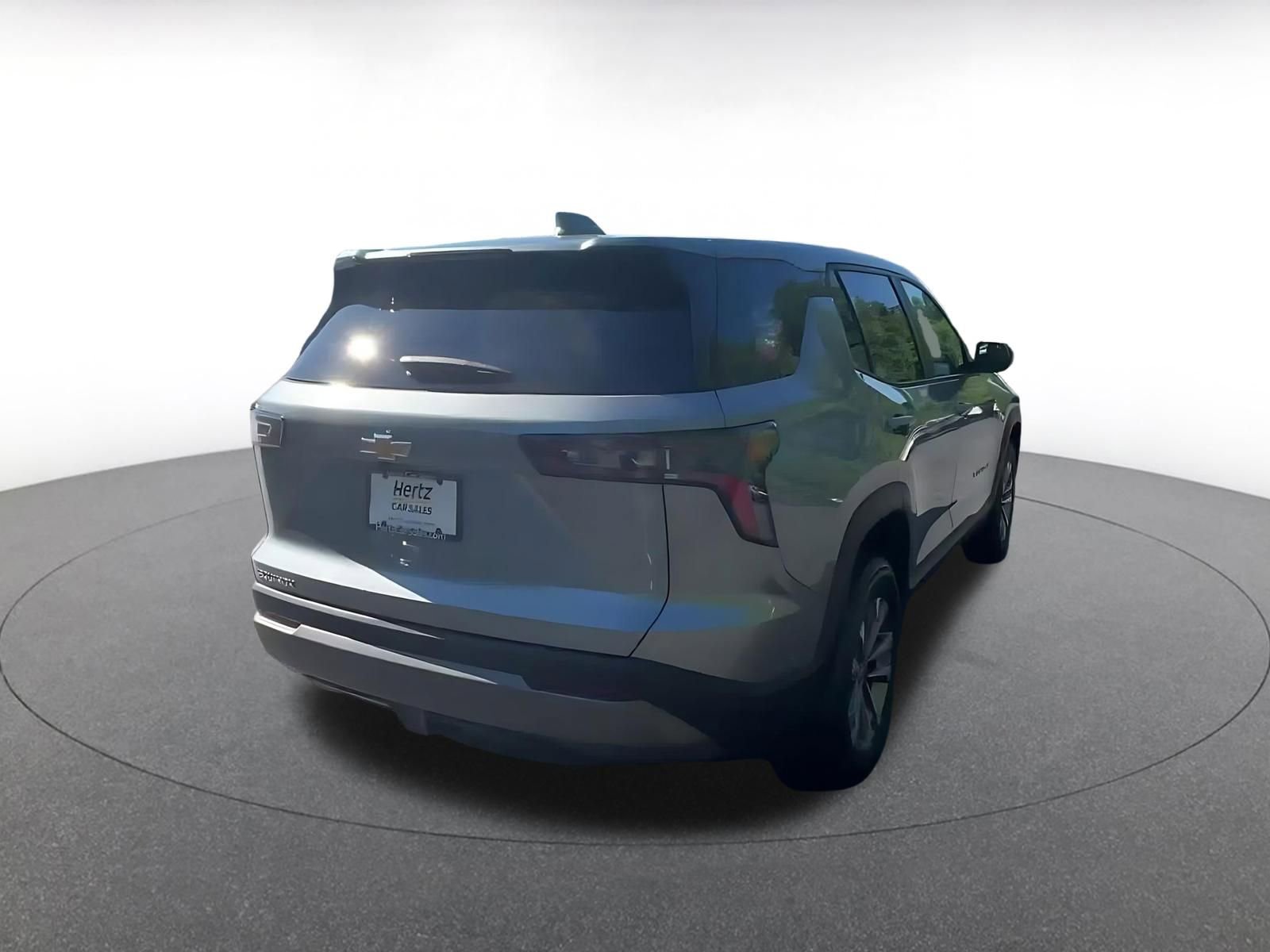 Used 2025 Chevrolet Equinox LT FWD image 14