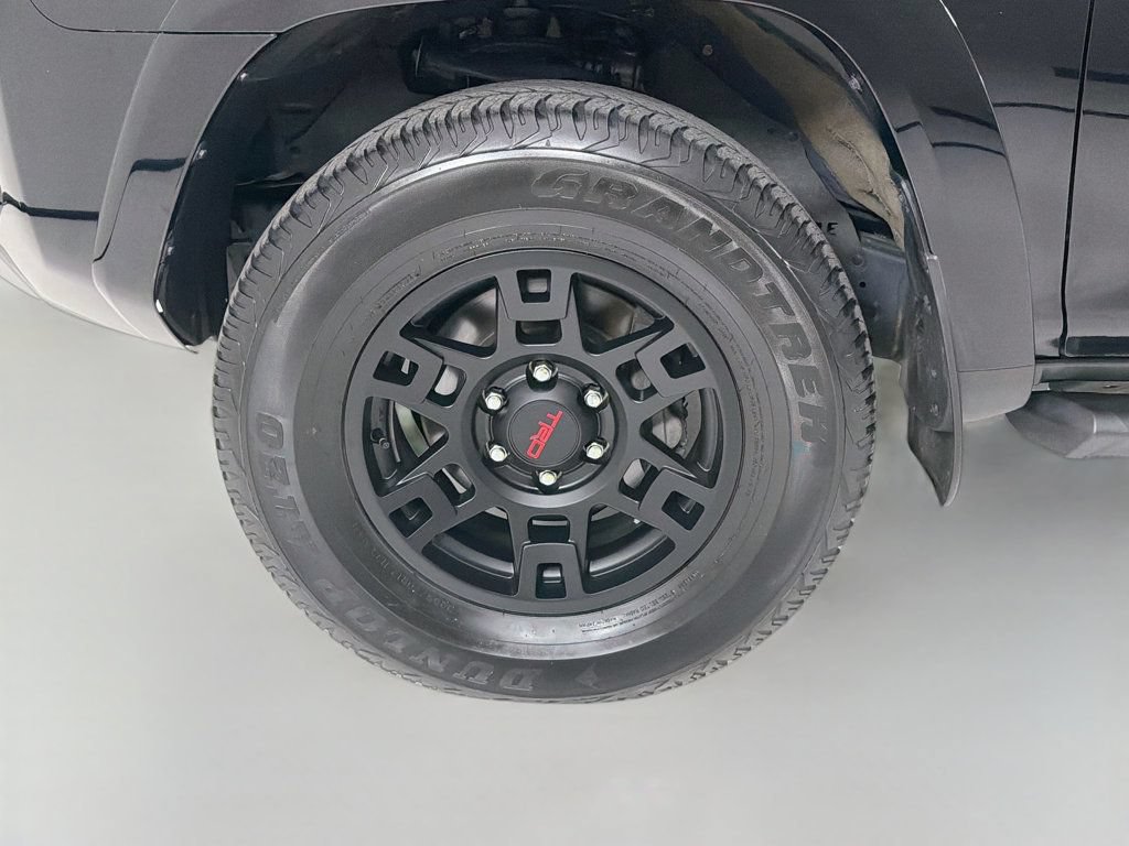 Used 2024 Toyota 4Runner TRD Off-Road Premium w/ Off Road Premium Plus Package AWD/4WD image 32