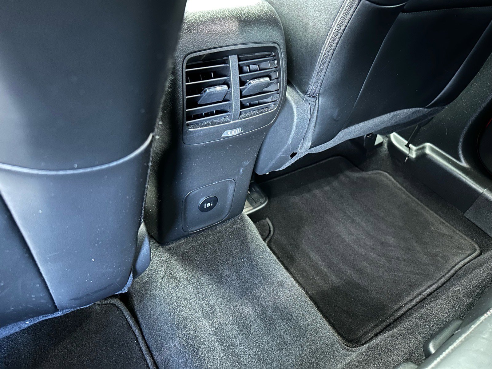 Certified 2024 Ford Escape ST-Line w/ Tech Pack #1 FWD image 25