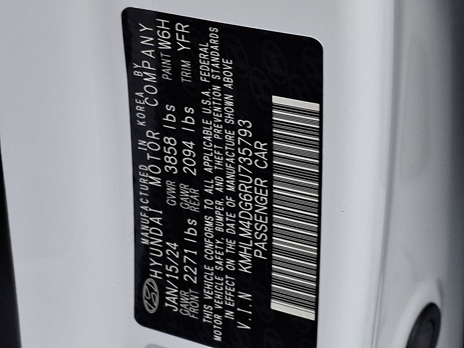 Certified 2024 Hyundai Elantra SEL FWD image 28