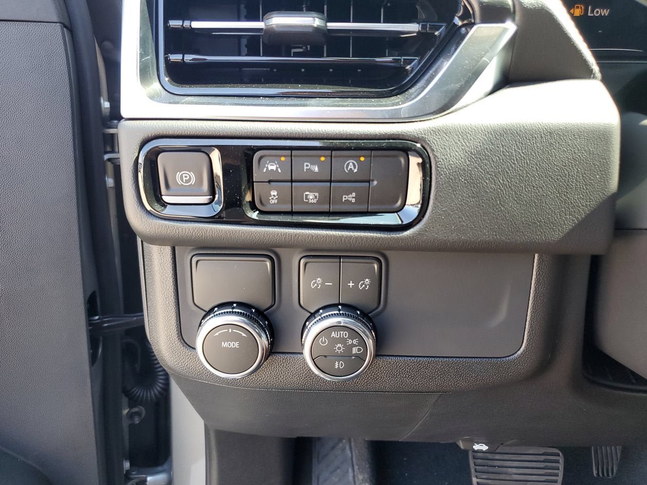 New 2026 GMC Yukon Denali RWD image 29