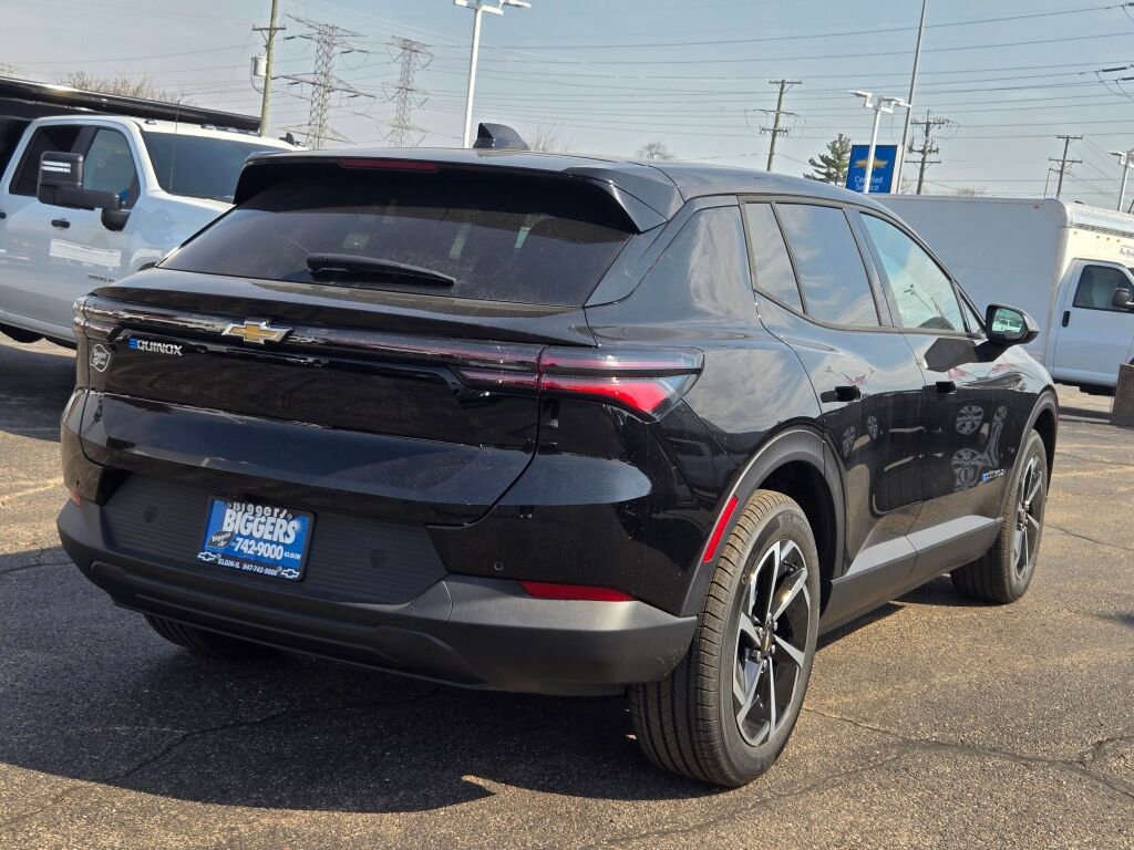 New 2026 Chevrolet Equinox EV LT image 10