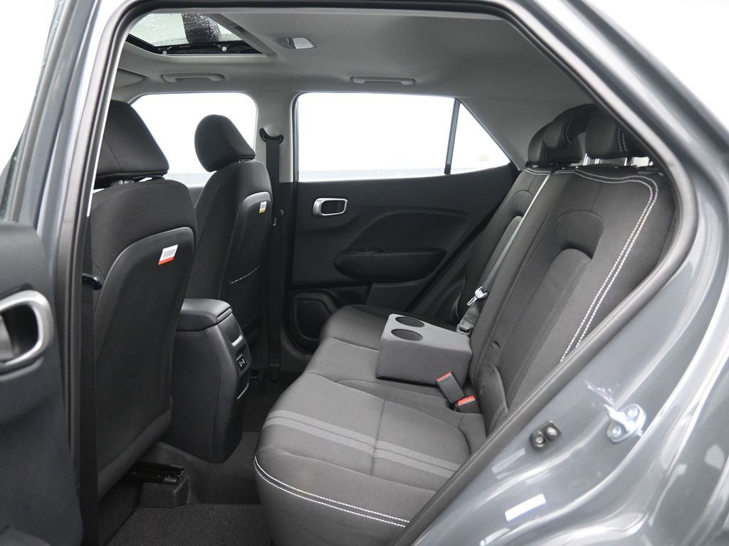 New 2026 Hyundai Venue SEL FWD image 28