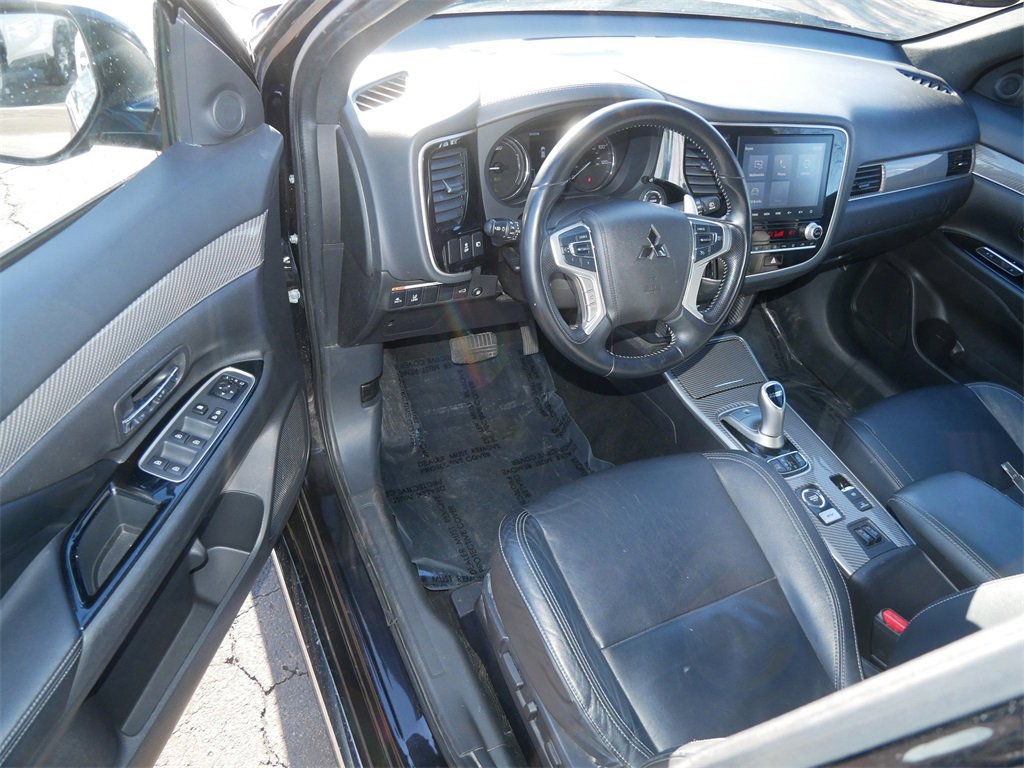 Used 2020 Mitsubishi Outlander SEL image 11