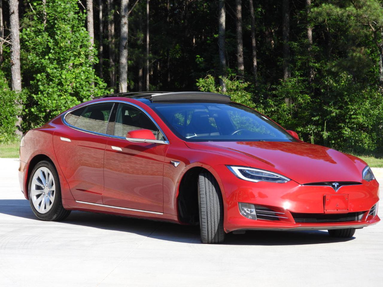 Used 2018 Tesla Model S 100D AWD/4WD image 8