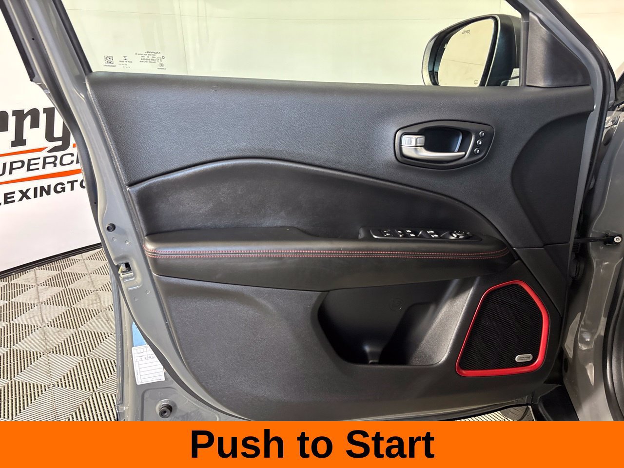 Used 2021 Jeep Compass Trailhawk w/ Sun and Sound Group AWD/4WD image 10