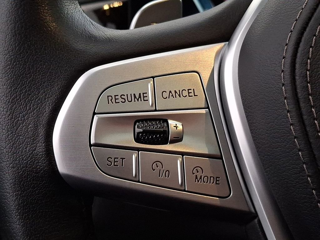 Certified 2023 BMW X7 xDrive40i w/ Parking Assistance Package image 17