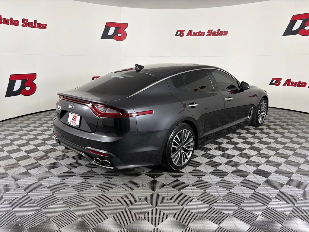 Used 2019 Kia Stinger image 6
