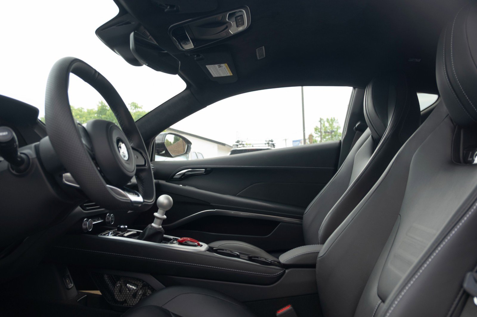Used 2025 Lotus Emira RWD image 9