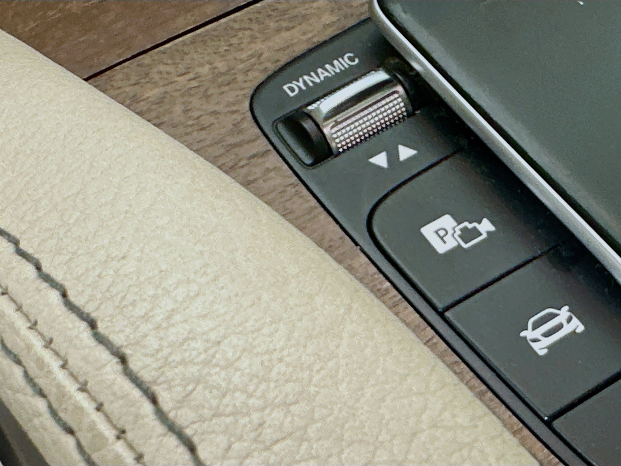 Used 2021 Mercedes-Benz GLS 450 4MATIC image 22