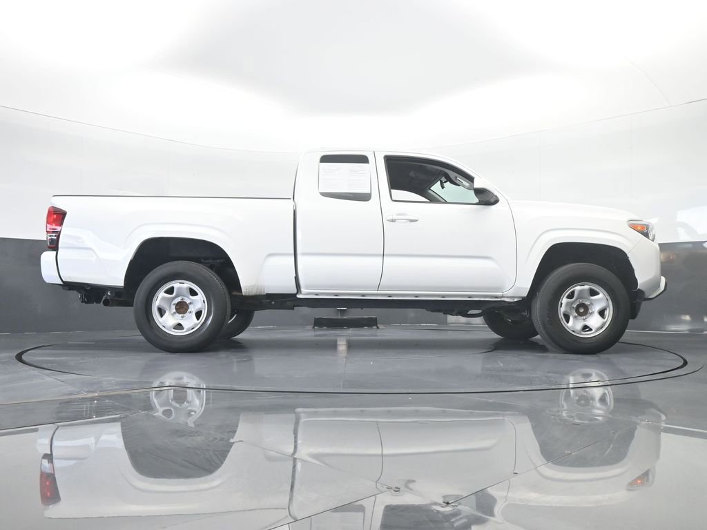 Used 2022 Toyota Tacoma SR image 56