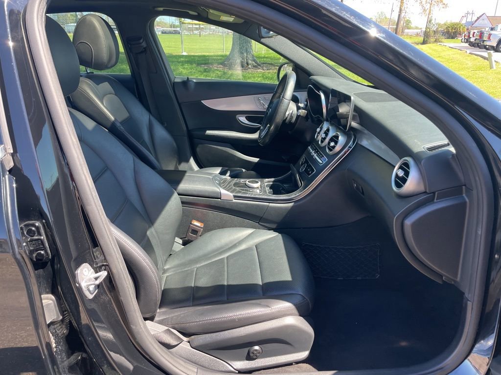 Used 2020 Mercedes-Benz C 300 Sedan image 18