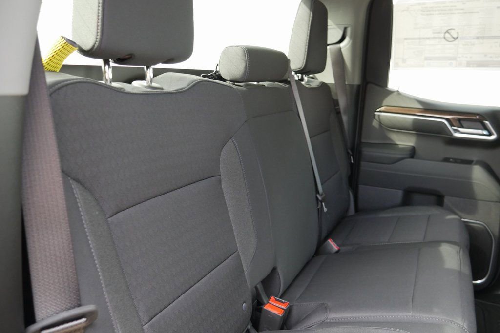 New 2026 Chevrolet Silverado 1500 LT image 24