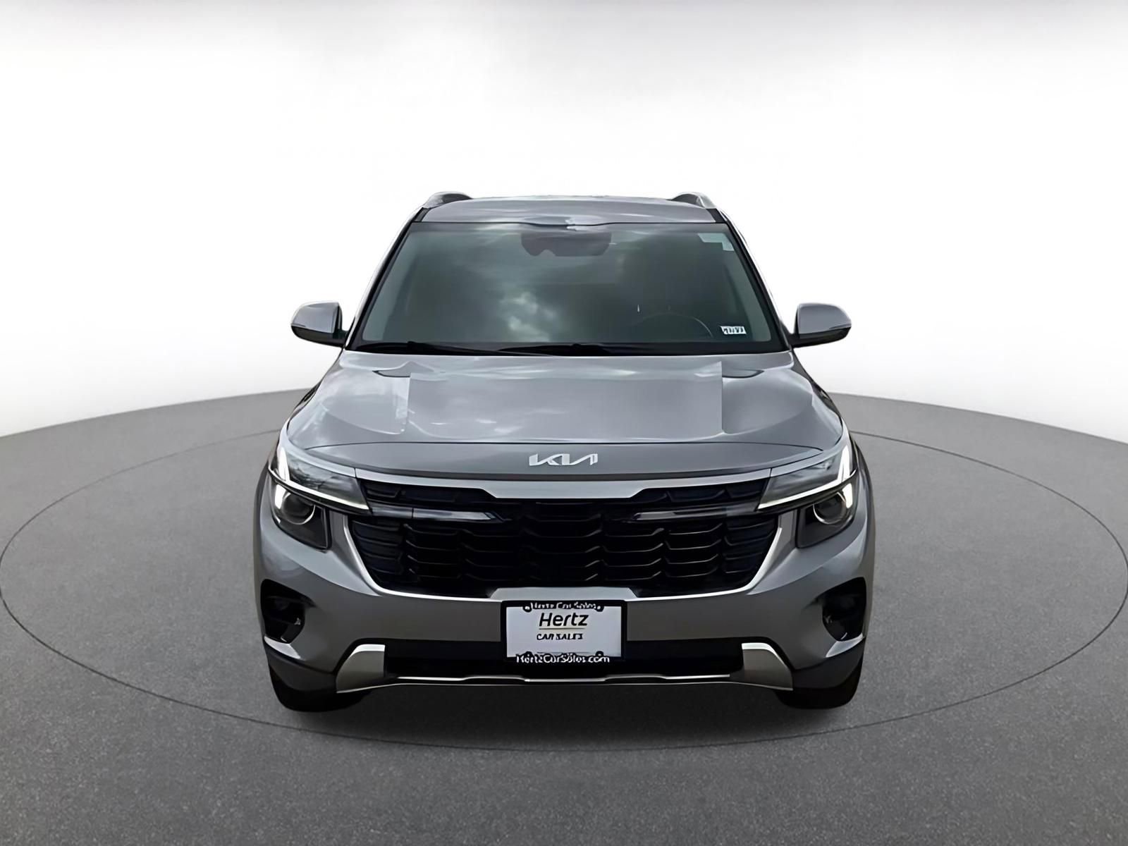 Used 2025 Kia Seltos S image 4