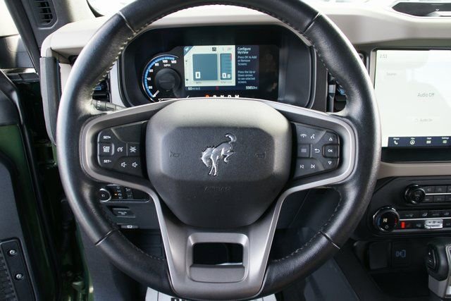 Used 2023 Ford Bronco Wildtrak image 19