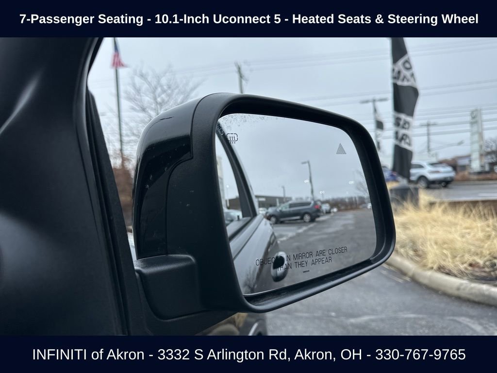 Used 2025 Dodge Durango GT image 22