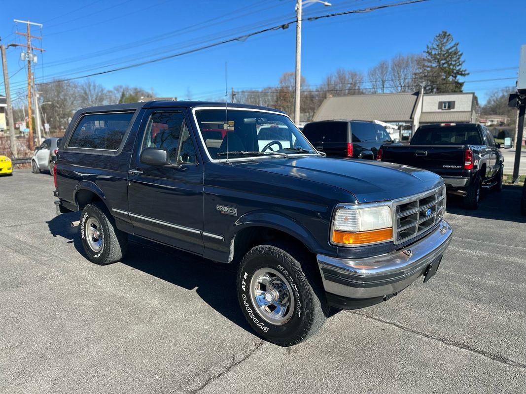 Used 1993 Ford Bronco XLT image 7