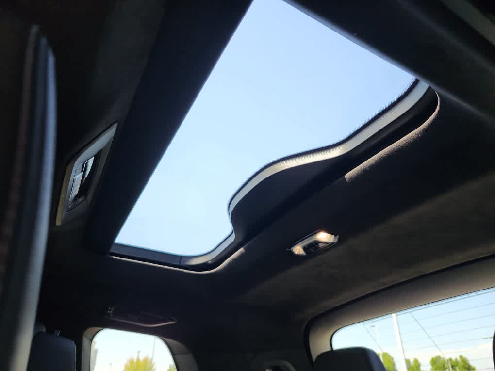 Used 2022 BMW X7 M50i AWD/4WD image 18