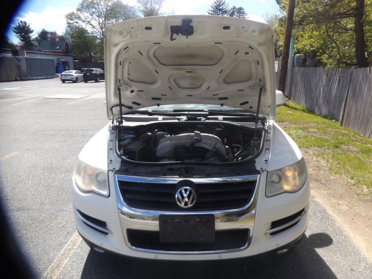 Used 2008 Volkswagen Touareg V6 AWD/4WD image 11