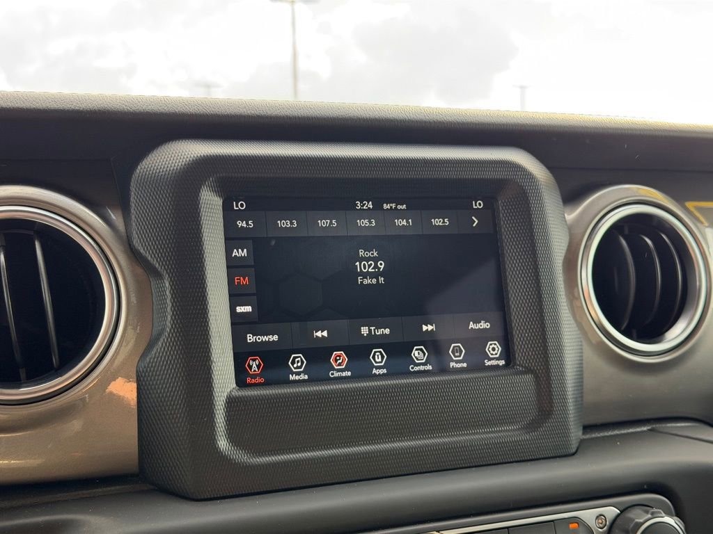 Used 2021 Jeep Wrangler Unlimited Sahara image 30