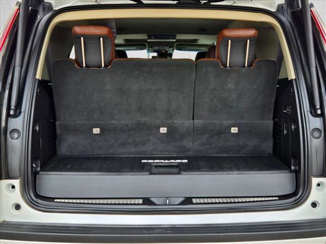 Used 2017 Cadillac Escalade Premium Luxury w/ LPO, Radiant Package image 22