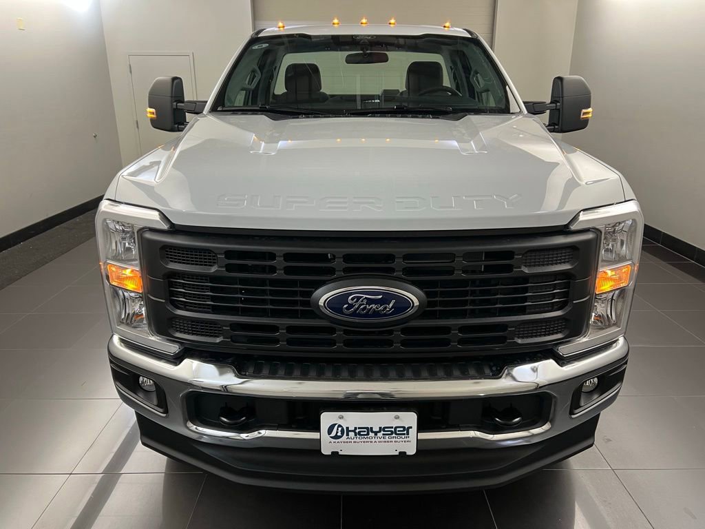 New 2026 Ford F250 XL w/ XL Chrome Package AWD/4WD image 2