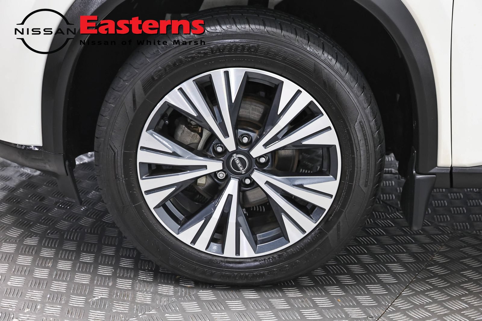 Used 2023 Nissan Rogue SV AWD/4WD image 32