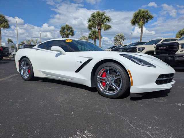 Used 2017 Chevrolet Corvette Stingray Coupe w/ 2LT Preferred Equipment Group RWD image 2