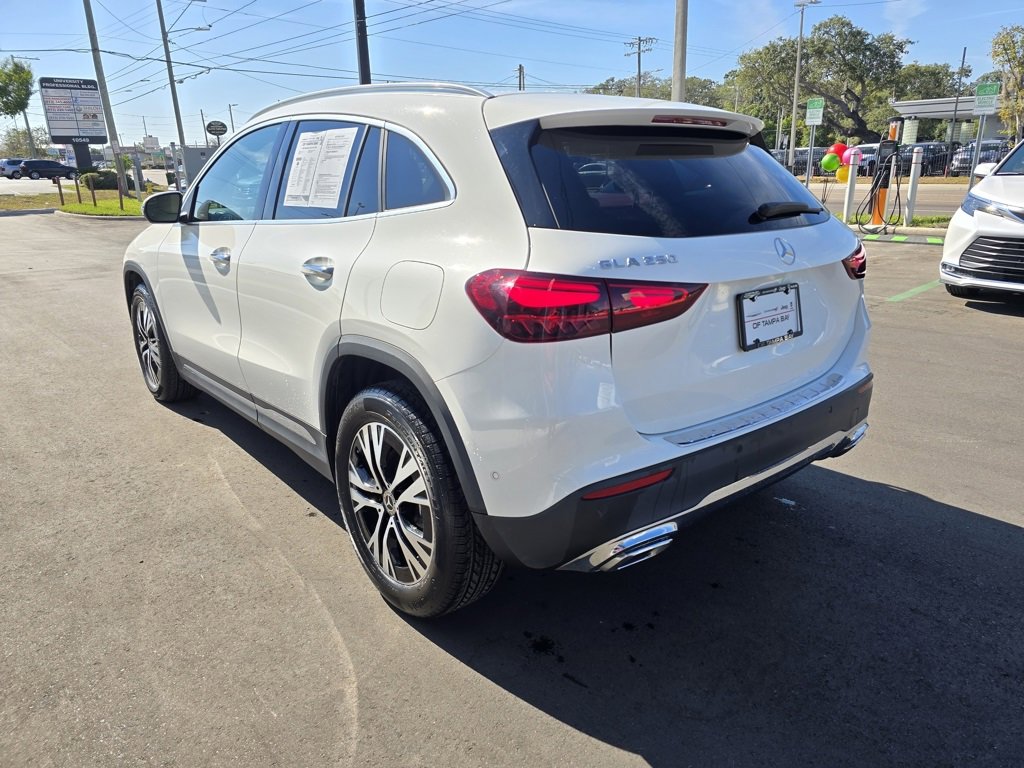 Used 2025 Mercedes-Benz GLA 250 image 4
