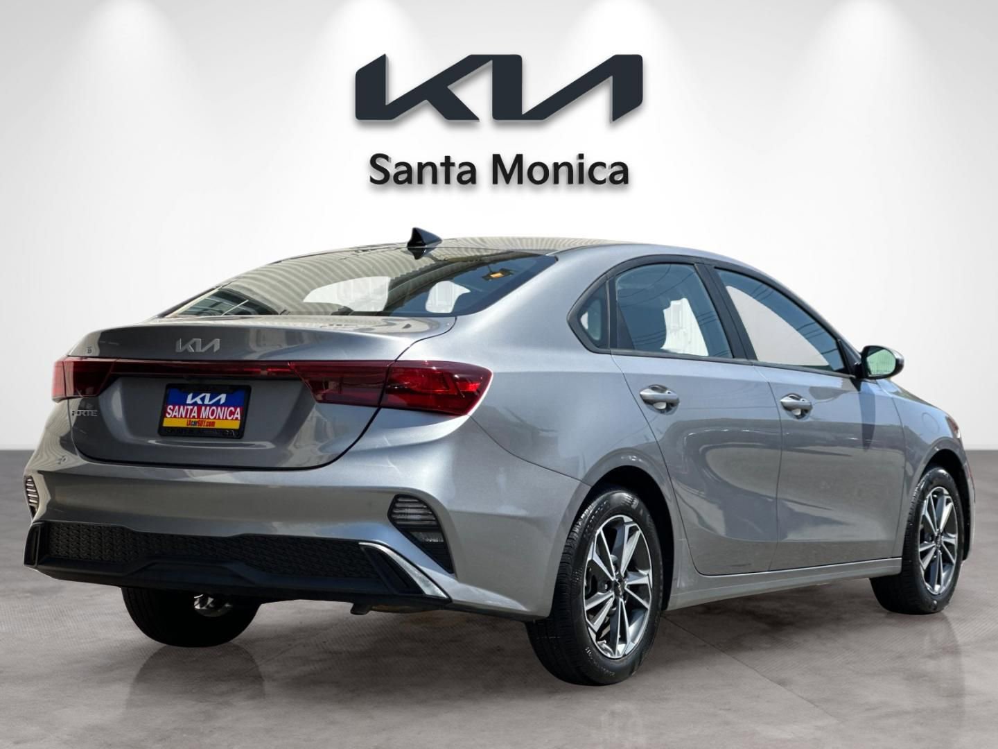 Certified 2023 Kia Forte LXS FWD image 7