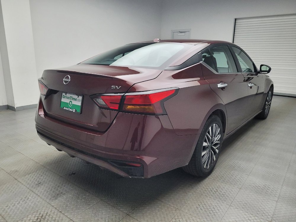 Used 2024 Nissan Altima 2.5 SV image 9