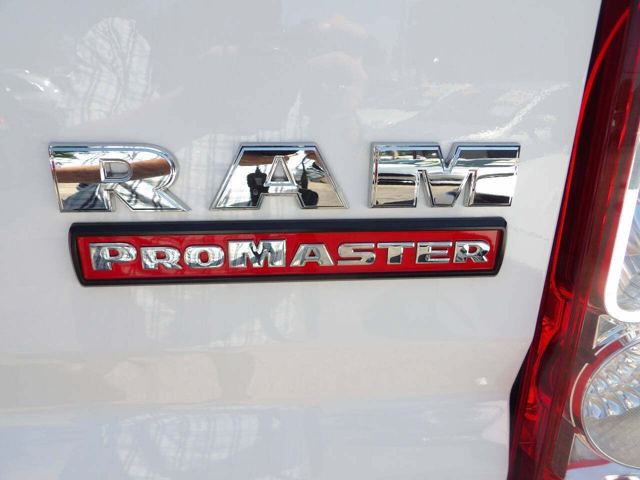Used 2021 RAM ProMaster 1500 w/ Interior LED Lighting Group FWD image 9