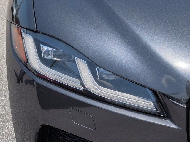 Used 2021 Jaguar F-PACE S AWD/4WD image 10