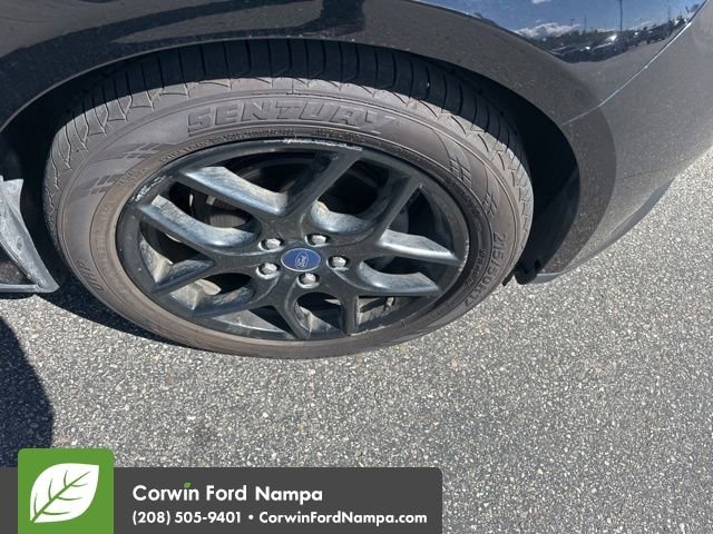Used 2016 Ford Focus SE w/ Equipment Group 201A FWD image 4