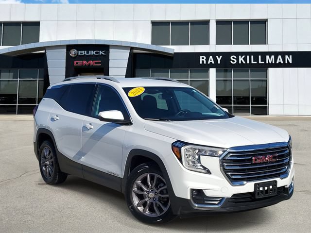 Used 2024 GMC Terrain SLT