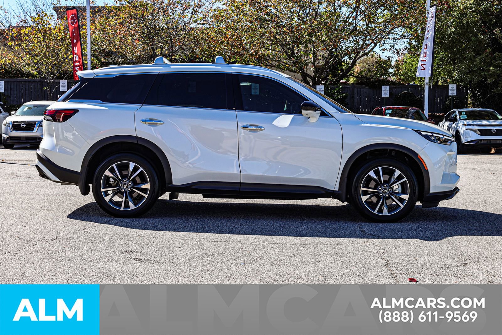 Used 2025 INFINITI QX60 Luxe w/ Cargo Package image 10