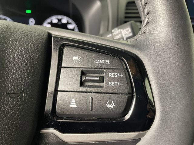 Certified 2025 Honda Odyssey Touring image 9