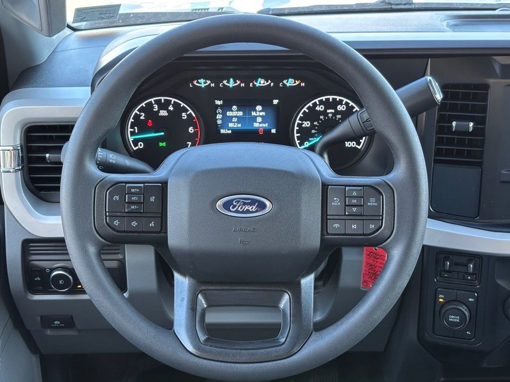 New 2026 Ford F250 XL w/ XL Chrome Package image 15