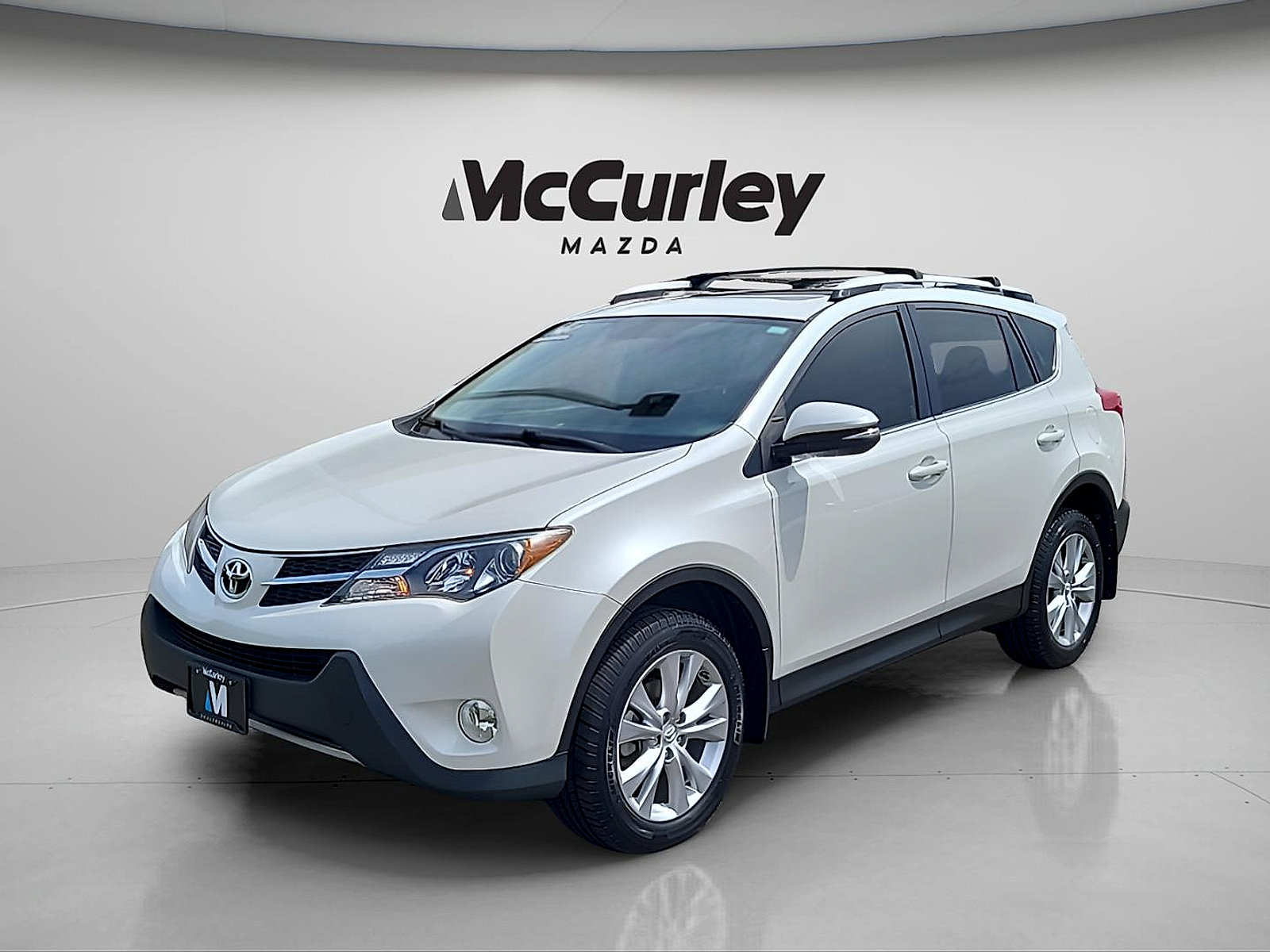 Used 2014 Toyota RAV4 Limited AWD/4WD image 3