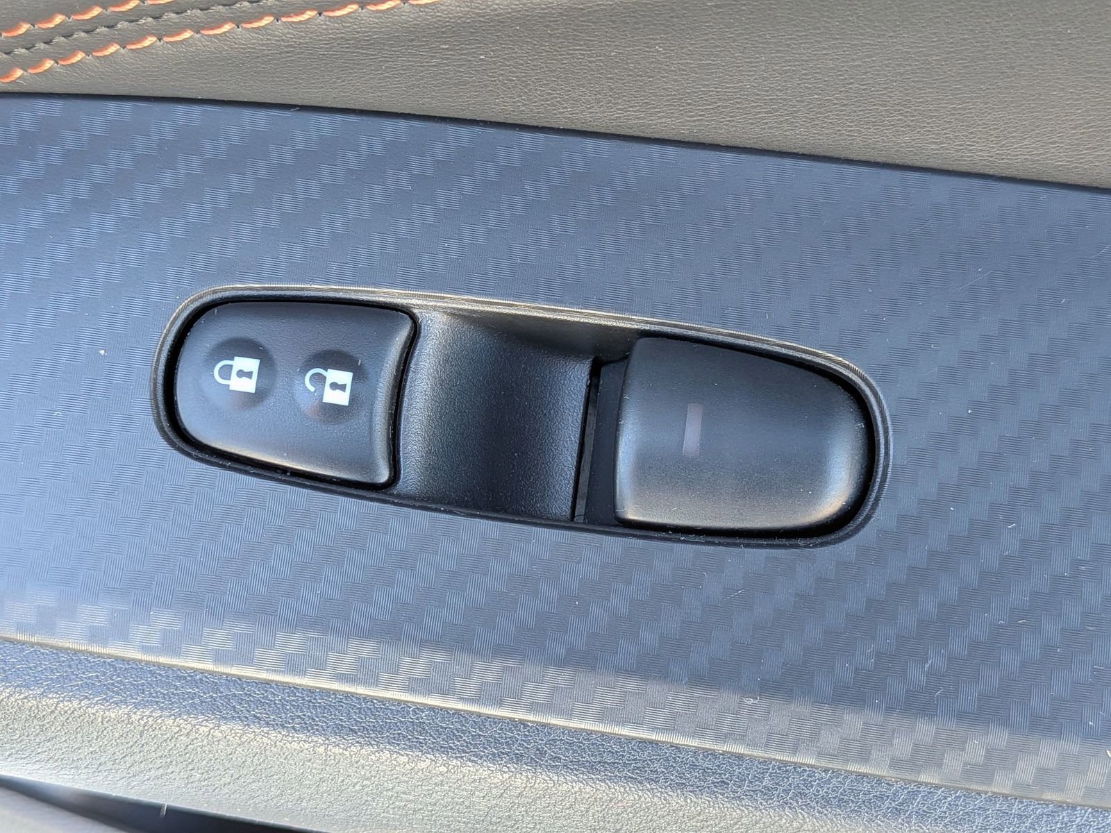 Used 2020 Nissan Altima 2.5 SR FWD image 35