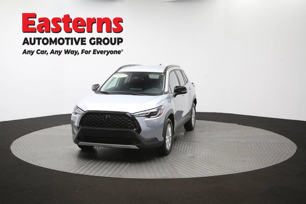 Used 2025 Toyota Corolla Cross LE FWD image 52