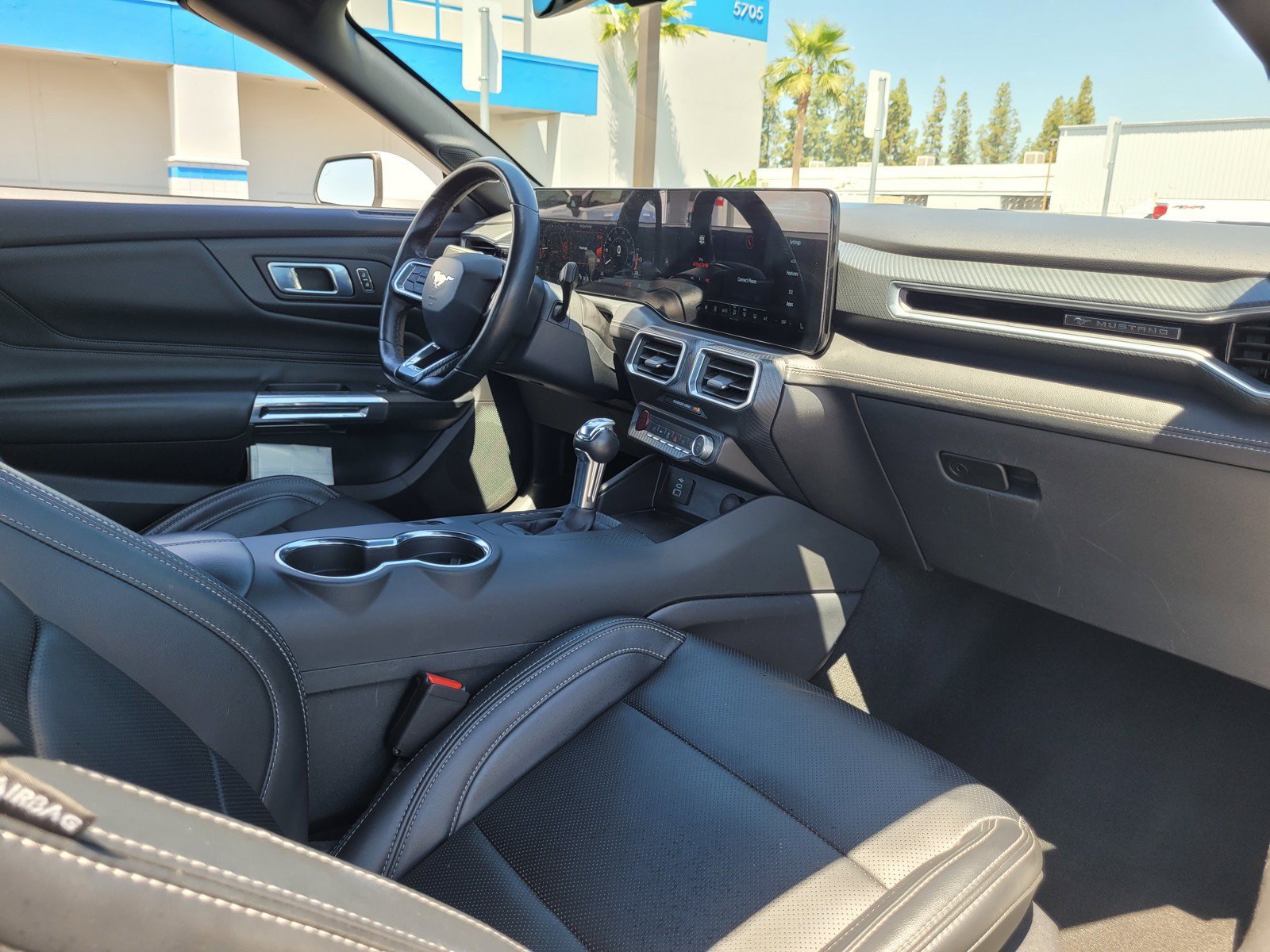 Used 2025 Ford Mustang Premium RWD image 10