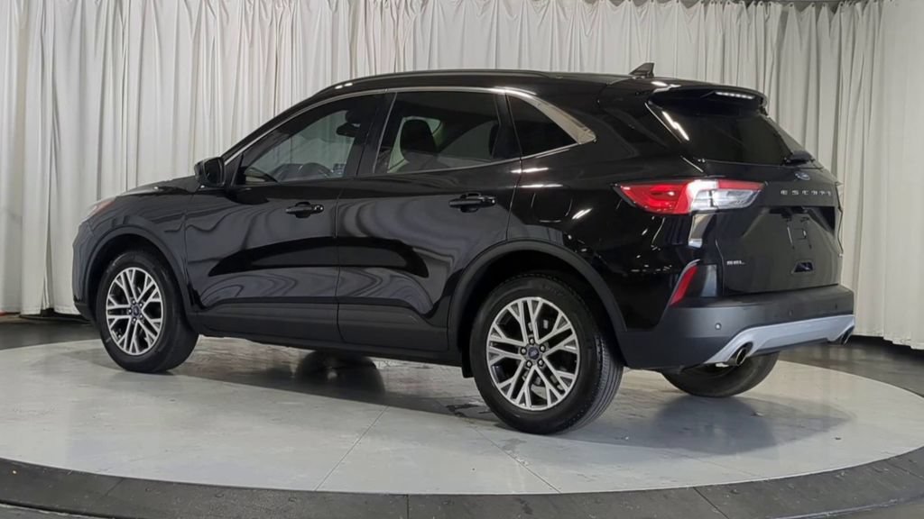 Used 2021 Ford Escape SEL w/ Technology Package AWD/4WD image 8