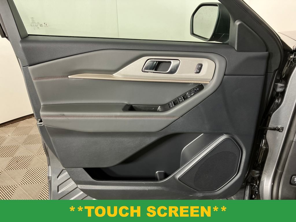 New 2026 Ford Explorer Active RWD image 22
