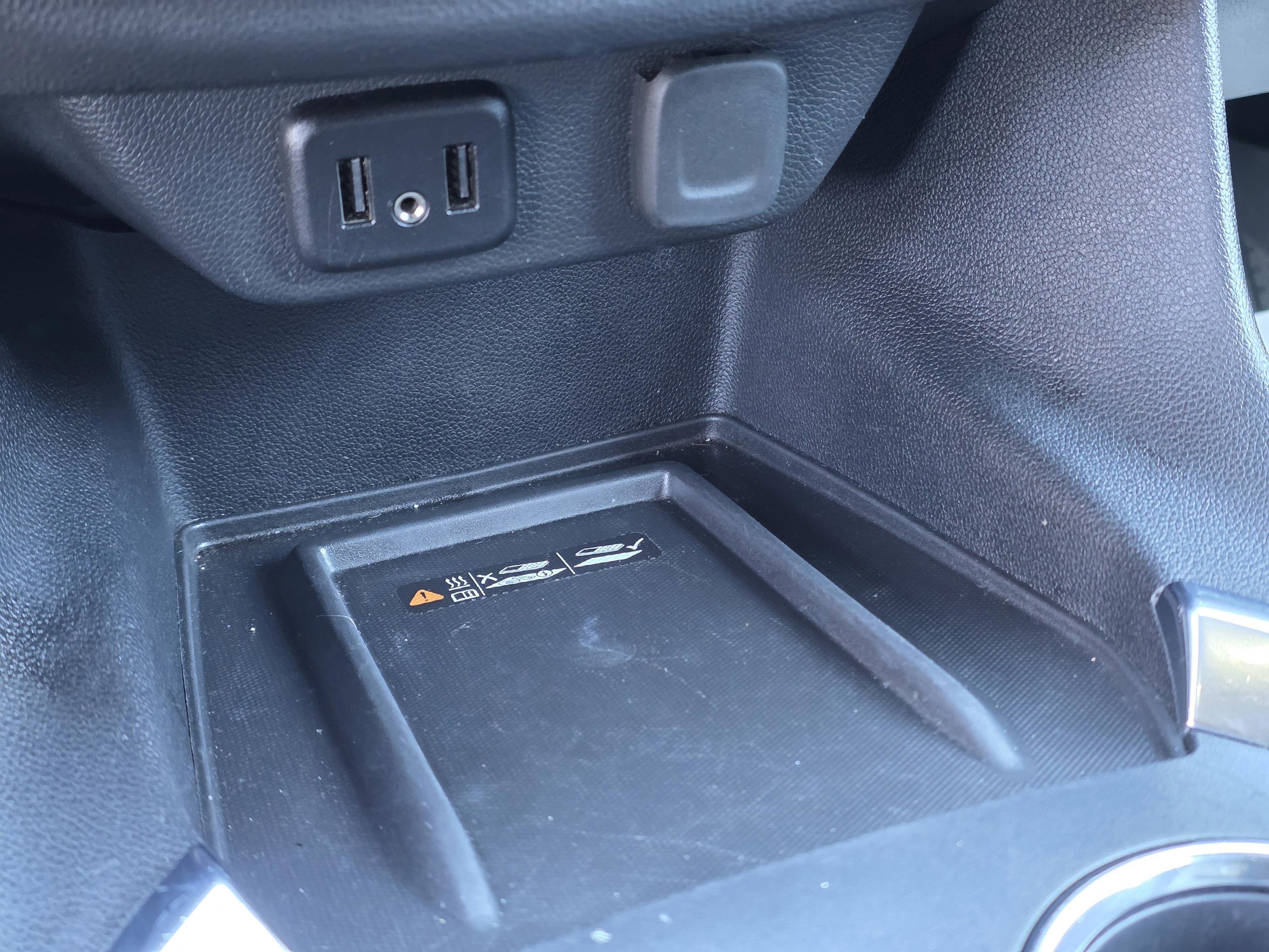 Used 2023 Chevrolet Traverse LT image 30