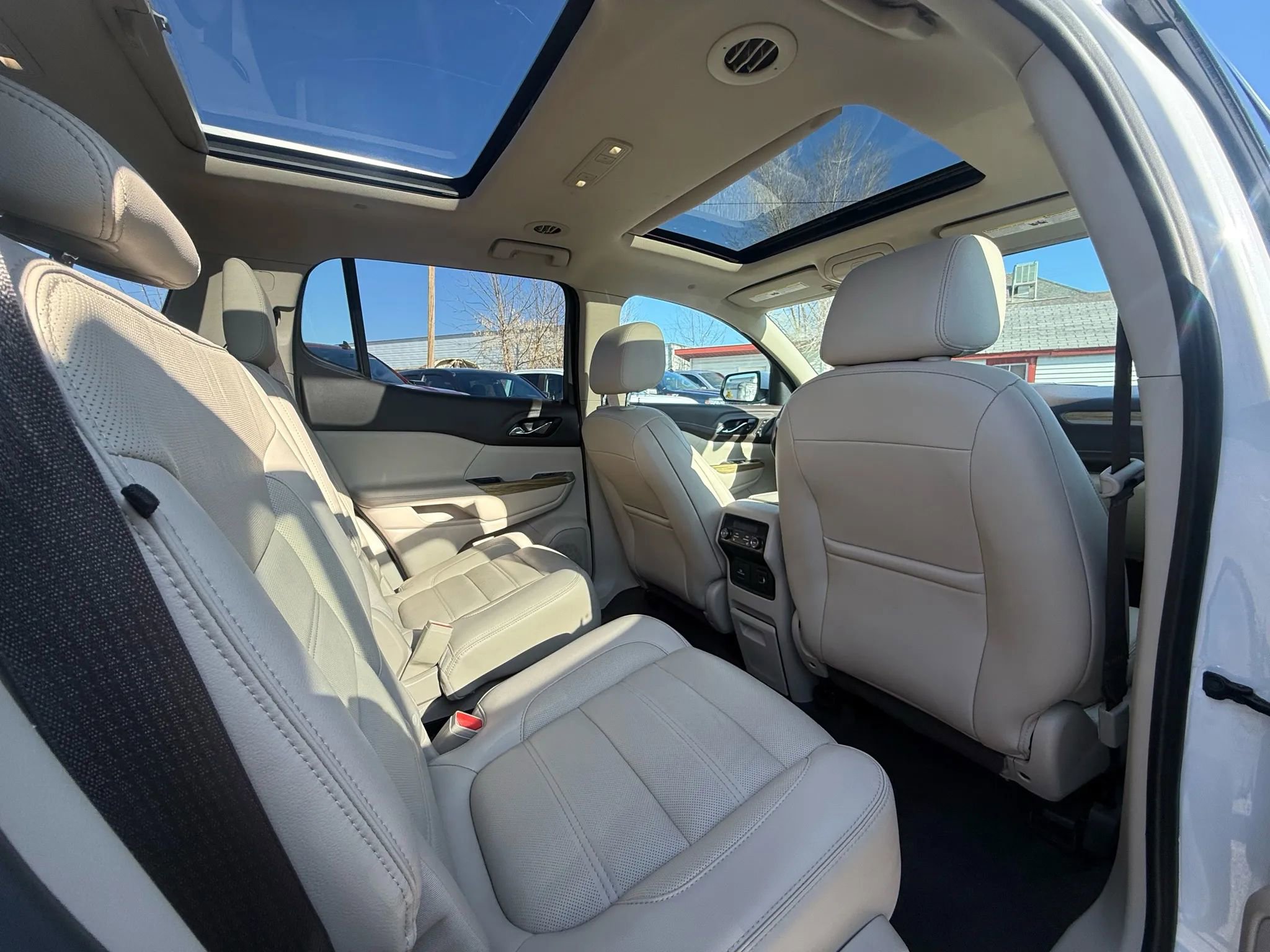 Used 2019 GMC Acadia Denali w/ Technology Package image 14